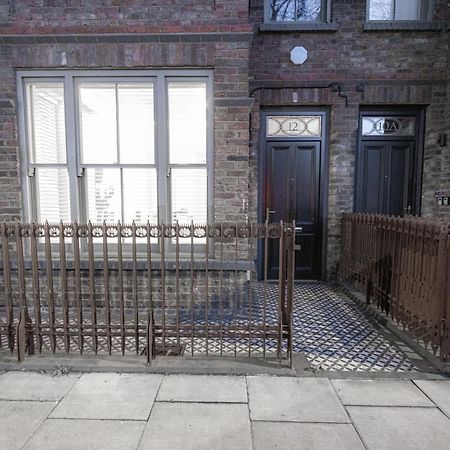 Modern Deluxe Five Bedroom House Near Chalk Farm Station By Belvilla London Exterior foto