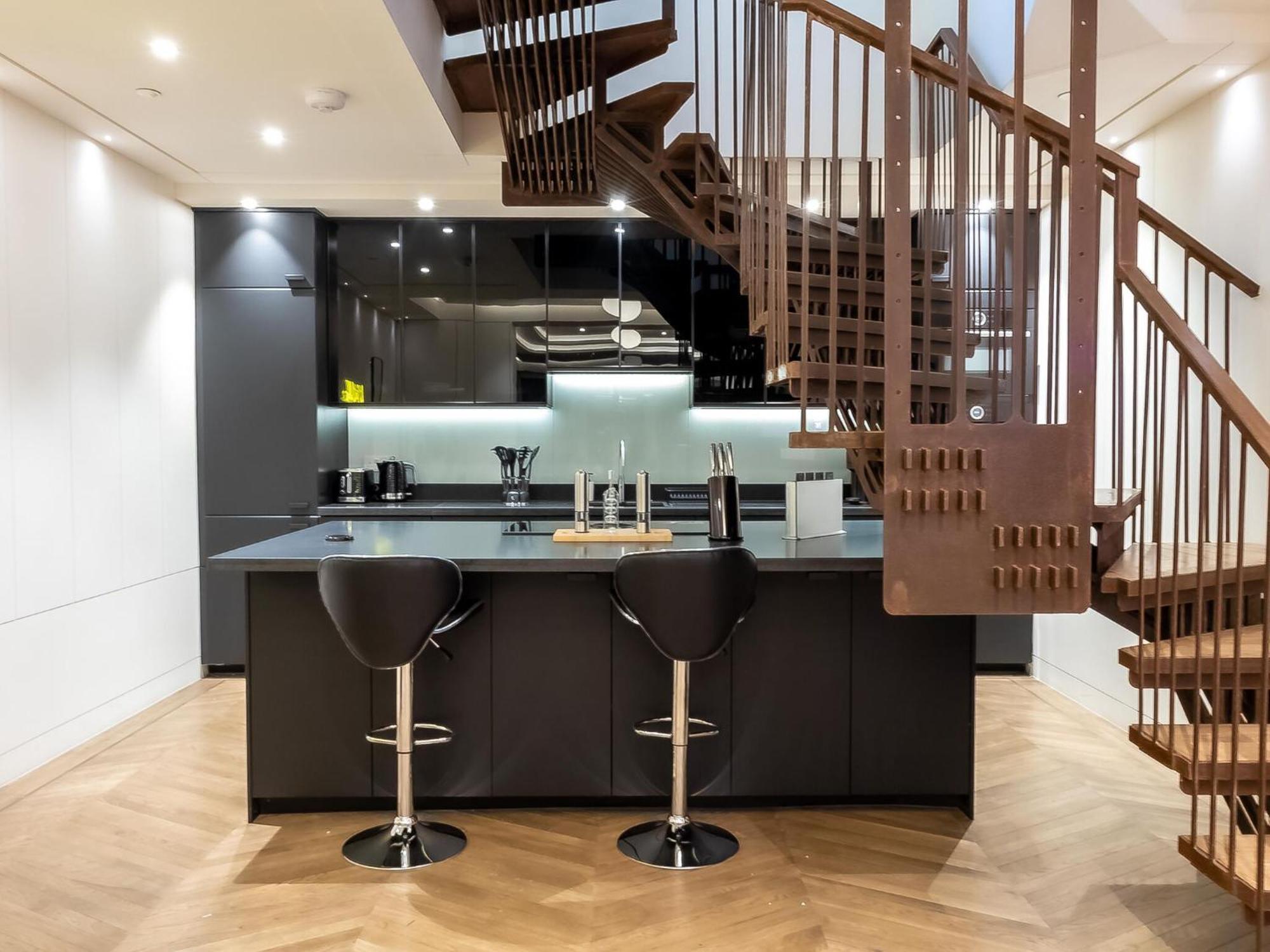 Modern Deluxe Five Bedroom House Near Chalk Farm Station By Belvilla London Exterior foto
