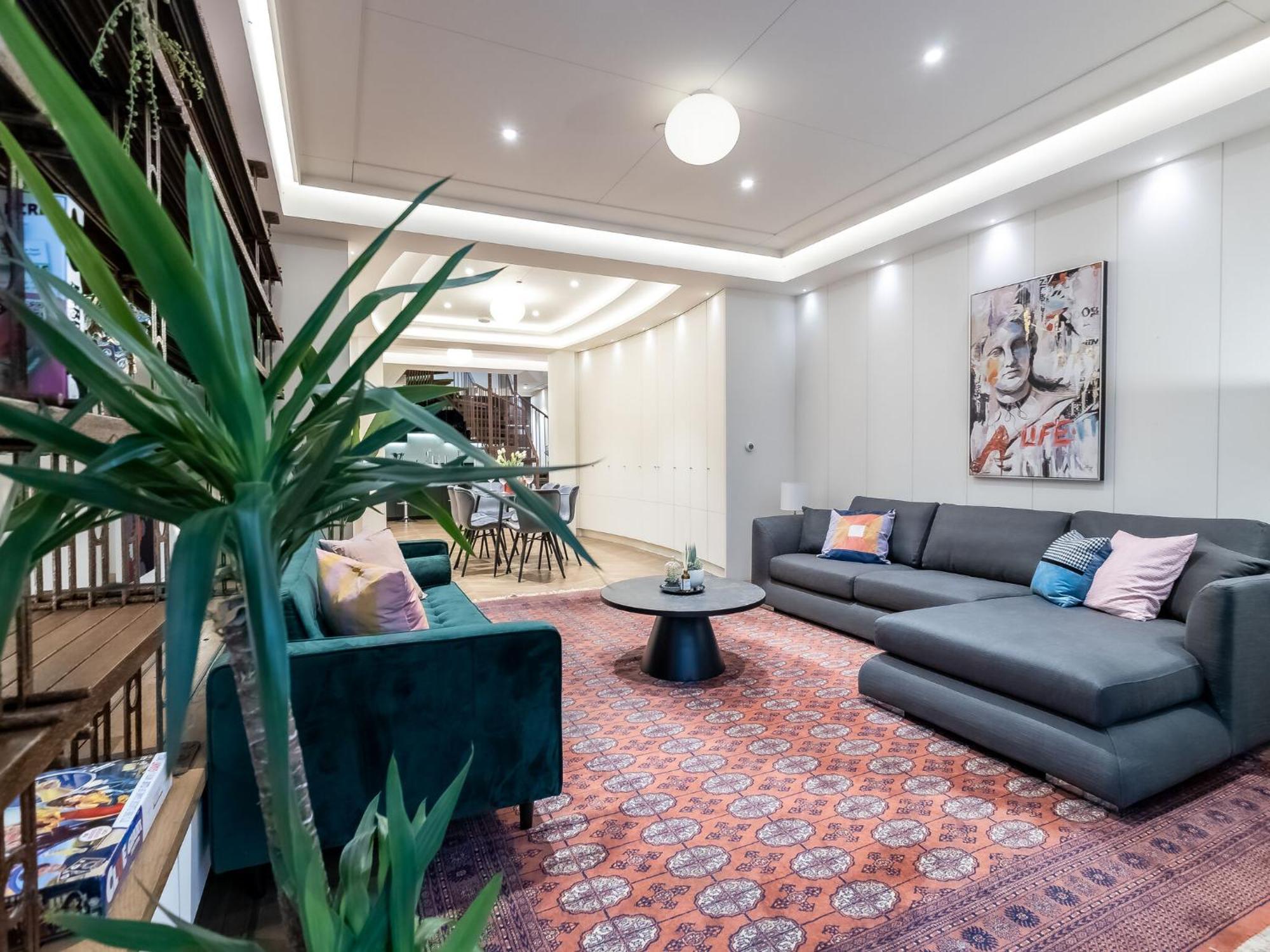 Modern Deluxe Five Bedroom House Near Chalk Farm Station By Belvilla London Exterior foto